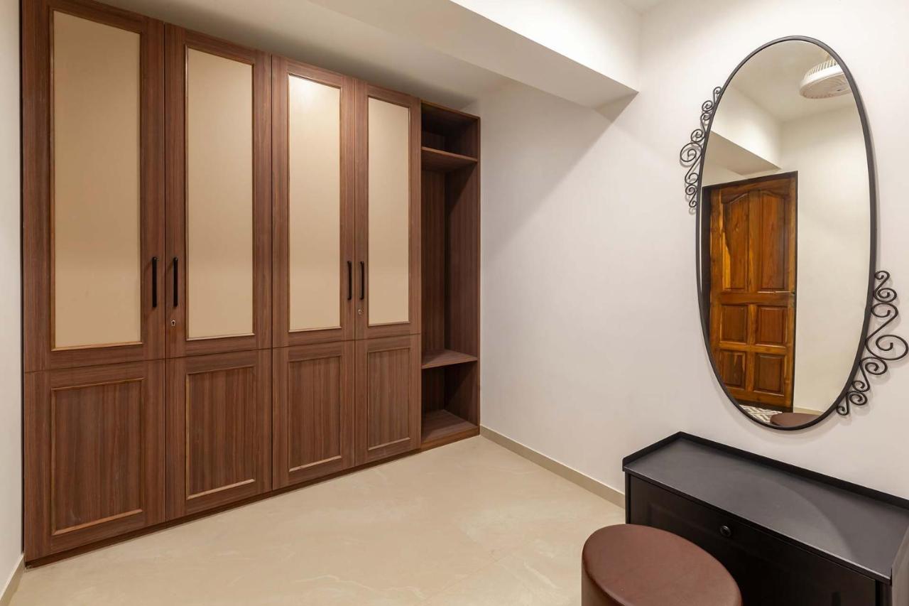 Villa Sereno By Stayvista - An Elegant And Entertaining Retreat Featuring A Swimming Pool, Outdoor Jacuzzi, Modern Interiors, And A Snooker Table Алибаг Екстериор снимка